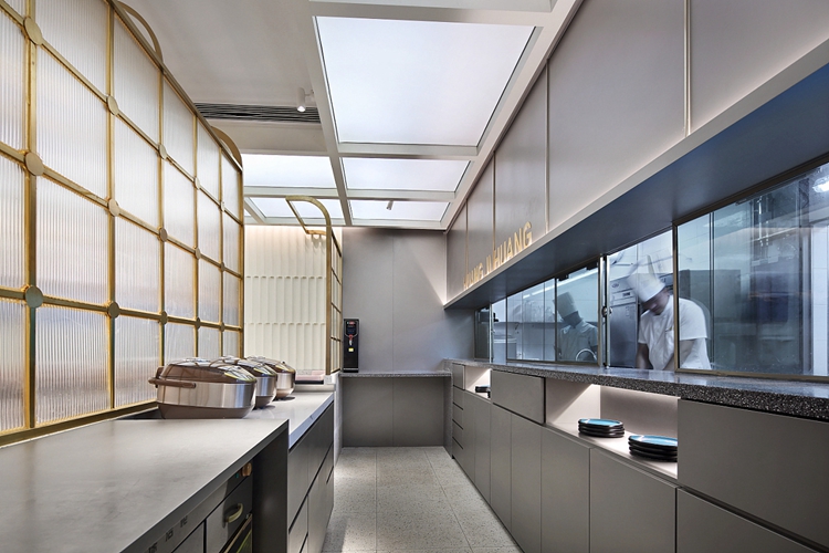 黃記煌三汁燜鍋店面裝修設(shè)計